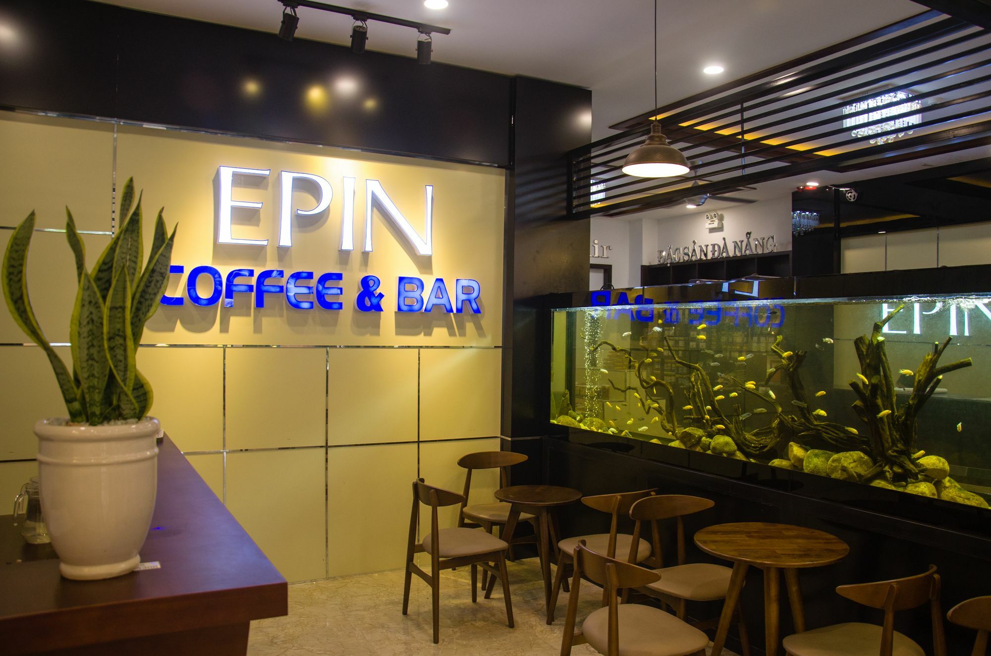 Epin Hotel Da Nang Exteriör bild